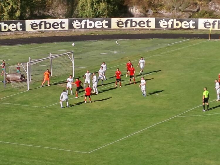 Родопа победи Карнобат с 5:1