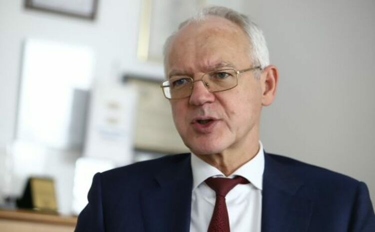 Васил Велев, АИКБ