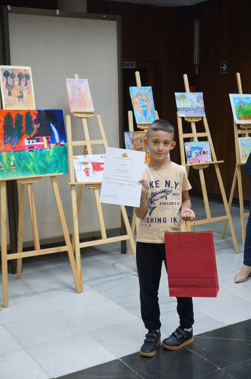 Наградиха победителите в конкурс за рисунка „Да си пожарникар е мисия за цял живот!“