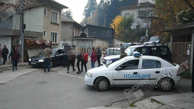 Мащабна акция против търговията с гласове тече в Смолян, започнаха от ромските махали / ГАЛЕРИЯ/