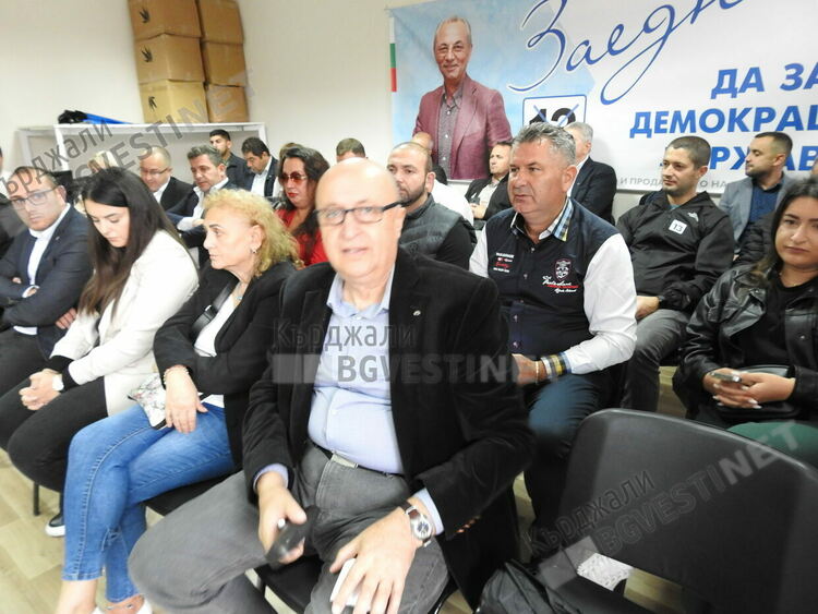 Автентичното ДПС в Кърджали:Безпрецедентен инцидент,пребиха безпричинно двама наши активисти в село Лясково