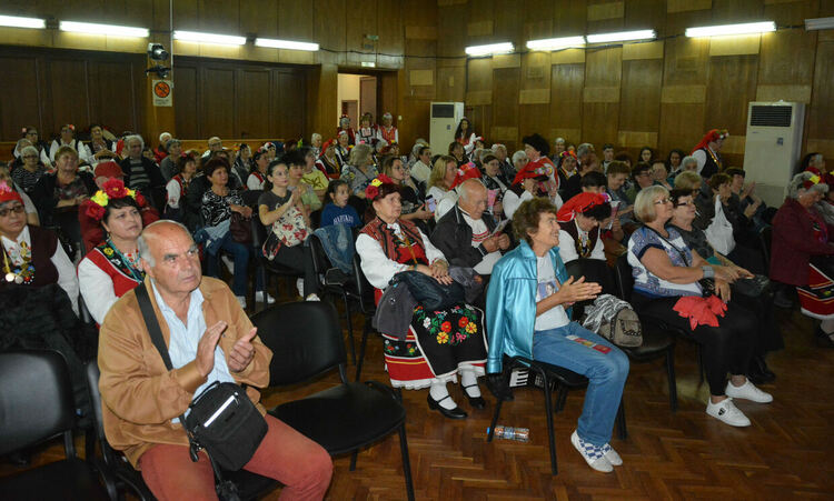 Славея на Тракия събра над 700 певци в Хасково