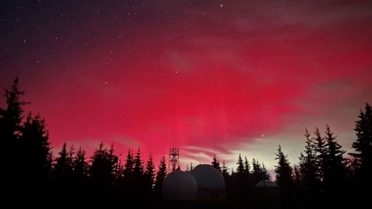 Вижте снимките на полярното сияние, заснето от нашите астрономи от БАН!