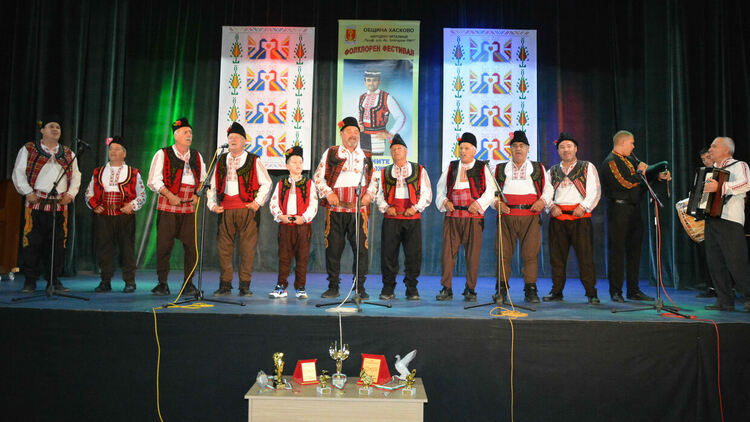 Славея на Тракия събра над 700 певци в Хасково