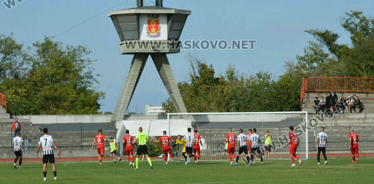 Драма с дузпи на Ямача. „Саяна“ победи „Локомотив“ (ГО) за Купа България 