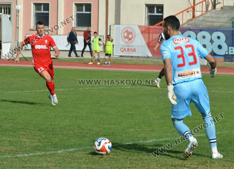 Драма с дузпи на Ямача. „Саяна“ победи „Локомотив“ (ГО) за Купа България 