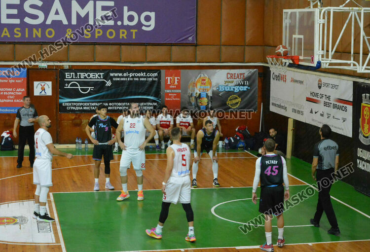 Баскетболният “Хасково” с втора поредна победа 