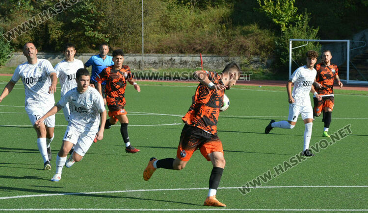 24 гола паднаха в шести кръг на областната група
