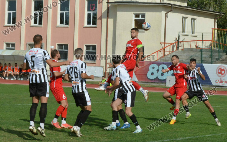 Драма с дузпи на Ямача. „Саяна“ победи „Локомотив“ (ГО) за Купа България 