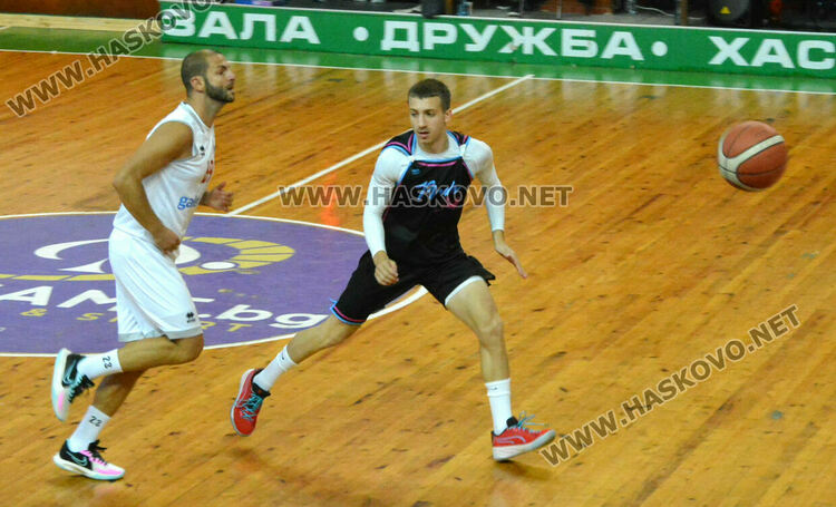 Баскетболният “Хасково” с втора поредна победа 