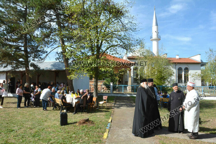 20 години от освещаването си чества храмът „Св. Петка“ във Войводово