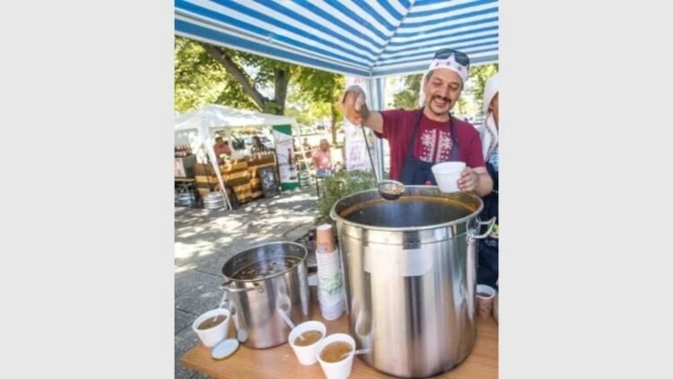 Смилян се готви за тридневния празник на фасула, черпят с прочутата чорба в събота