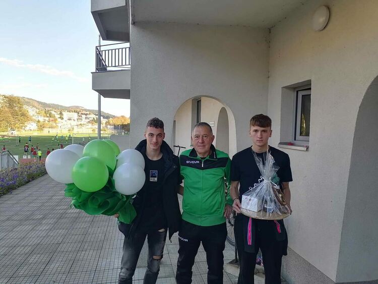 ФК “Родопа” отличи с плакет Звезделин Чаушев за 70-годишния му юбилей