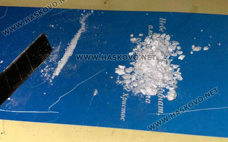 Петима от Хасково и Любимец са задържани за купуване на гласове, наркотици и ментета