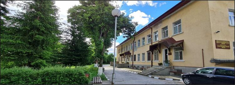 Психиатърът д-р Анастас Карагяуров е отличен с почетен знак за Лекар на годината