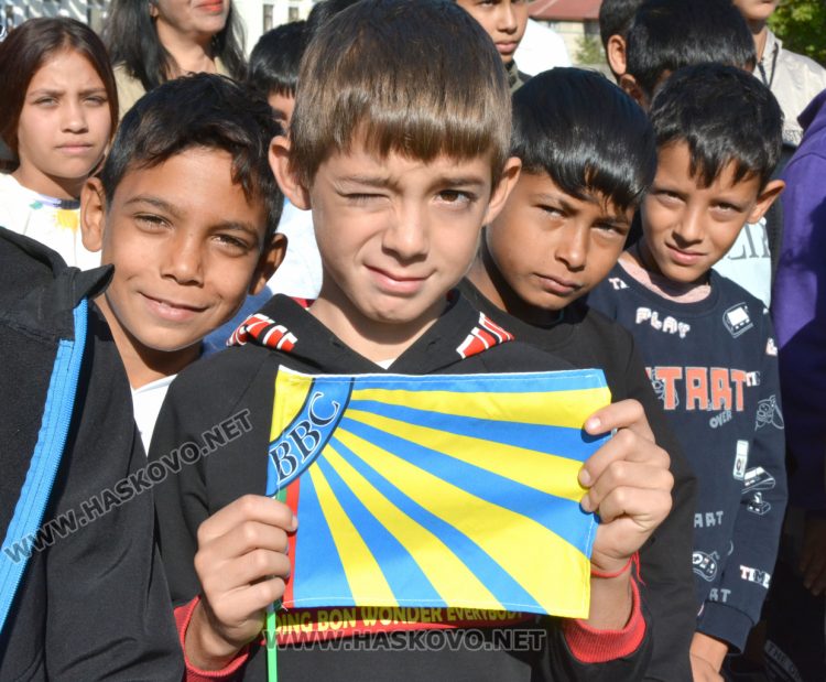 Ветерани от авиополка в Узунджово се срещнаха с ученици за Деня на българските ВВС