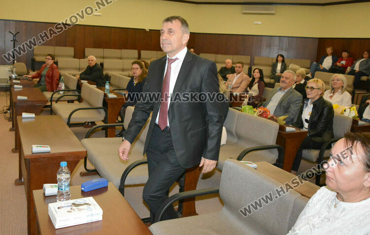 Д-р Марио Янакиев получи приз „Лекар на годината“, отличиха още четирима медици