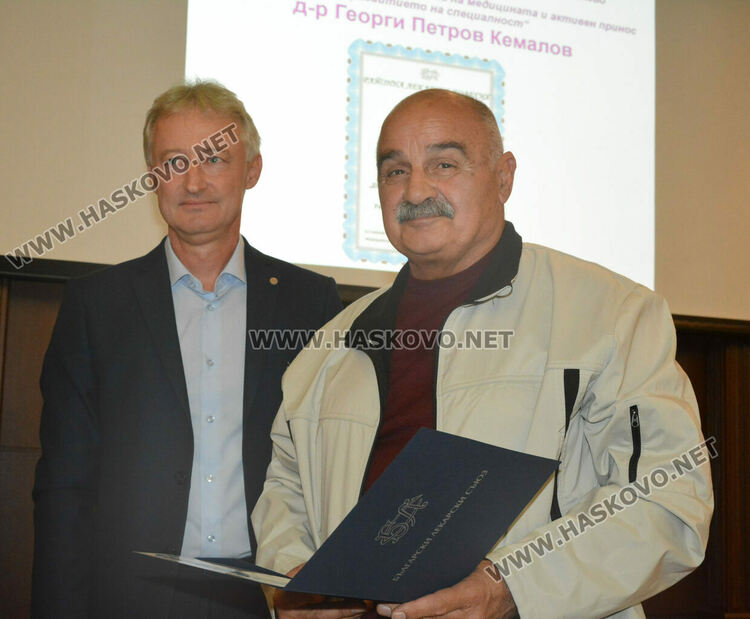 Д-р Марио Янакиев получи приз „Лекар на годината“, отличиха още четирима медици