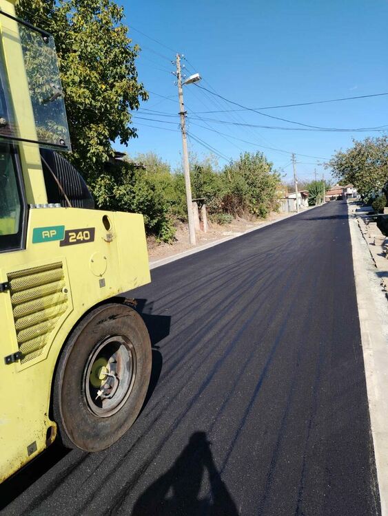 В Дълбок извор се радват на напълно ремонтирана улица