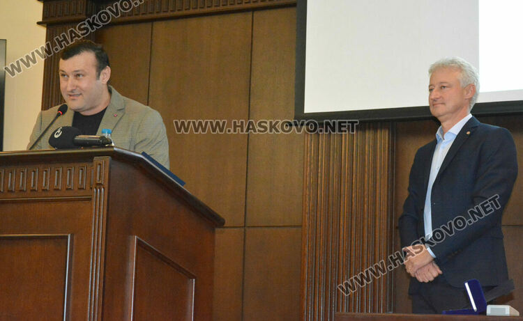 Д-р Марио Янакиев получи приз „Лекар на годината“, отличиха още четирима медици