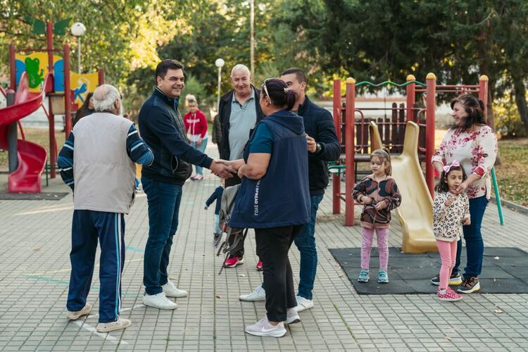 Иво Димов продължава диалога с младите хора на Димитровград