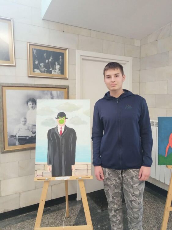 Ученици от „Рекламна графика“ в ПГТ отбелязват Международния ден на художника