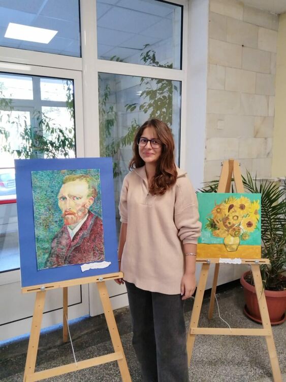 Ученици от „Рекламна графика“ в ПГТ отбелязват Международния ден на художника