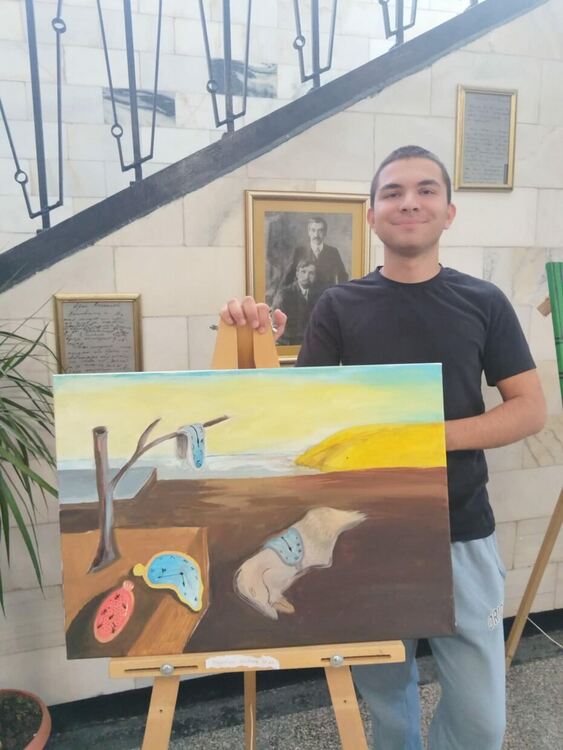 Ученици от „Рекламна графика“ в ПГТ отбелязват Международния ден на художника