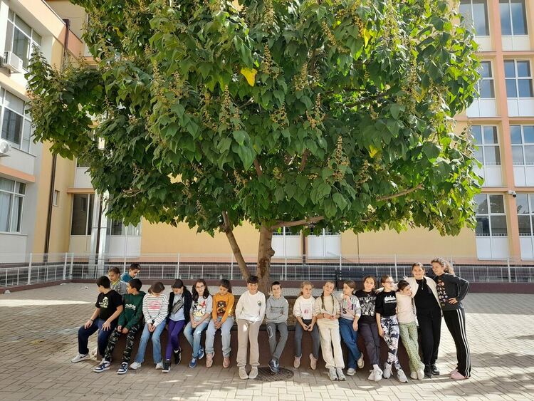 Връзката между паисиевци и наследниците на учителката Параскева Ванкова продължава