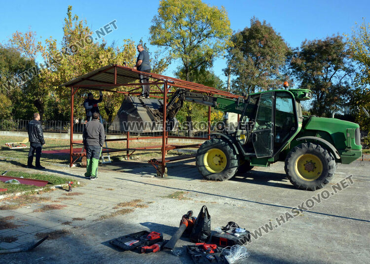 Доброволци направиха кът за отдих в село Узунджово