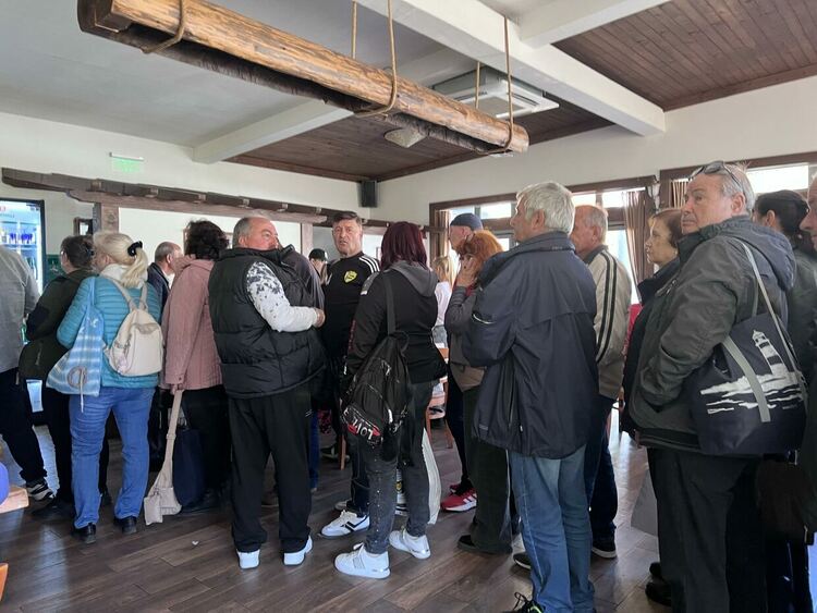 250 кг фасул и 1 тон месо за курбан раздадоха в Смилян за традиционния празник