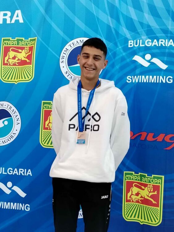 11 медала завоюваха плувците на Смолян на старта на новия сезон в Стара Загора