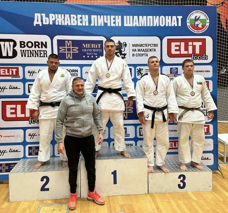 Джани Бъчваров е републикански шампион за мъже