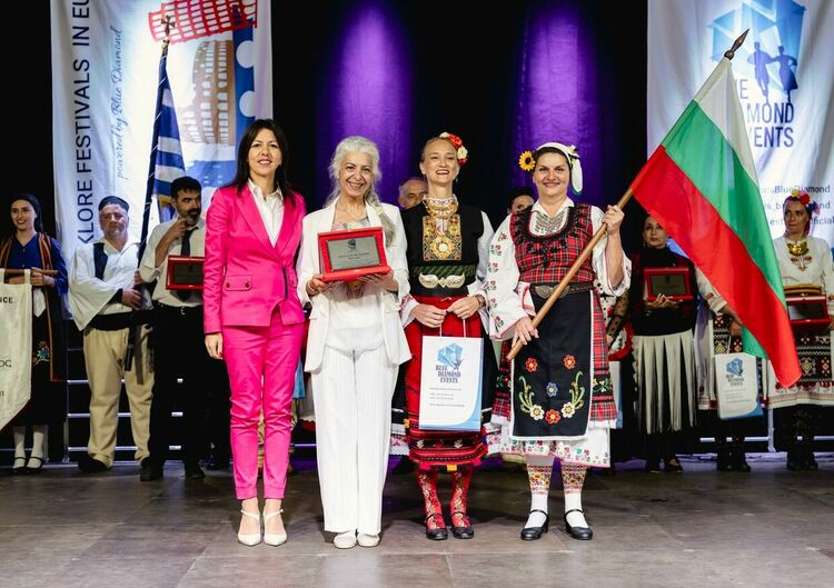 Хасковският танцов клуб 7/8б с награди от международен фестивал в Италия