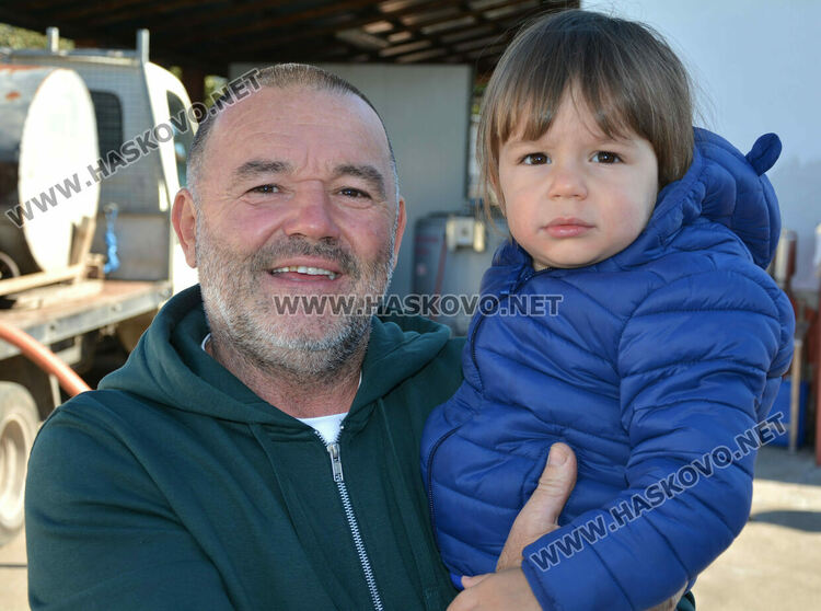 Производител: За килограм истинско сирене са необходими поне 6 литра мляко 