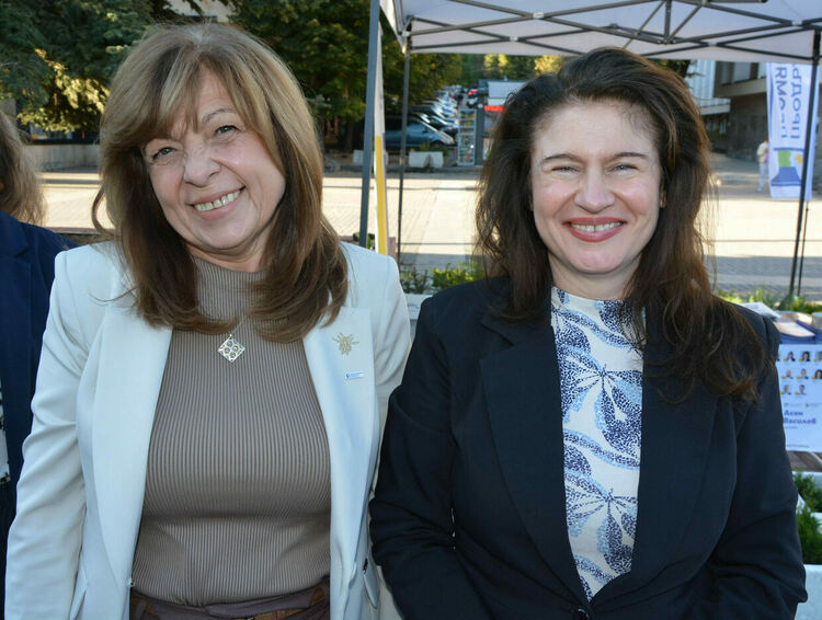 Асен Василев в Хасково: Ако не гласуваме, няма да има легитимен парламент