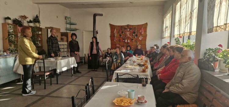 Криминалист разясни пред пенсионери и хора с увреждания как да се пазят от измамни схеми