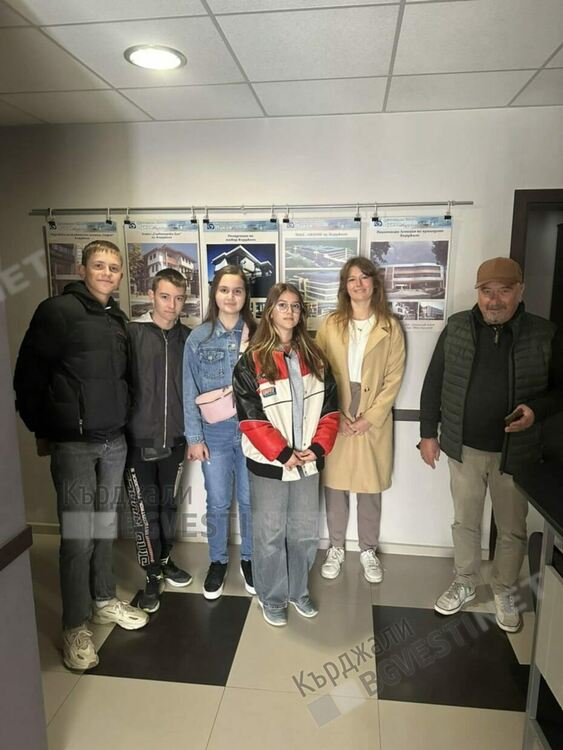 Ден на отворените врати за празника на строителя в Кърджали,ученици посетиха Архитектурно бюро „Луков Дизайн”