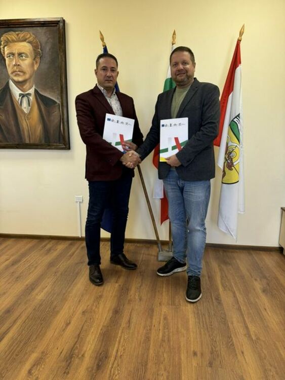 Община Радомир и СНЦ „МИГ Радомир-Земен“ подписаха договор за повишаване на туристическия потенциал на Община Радомир