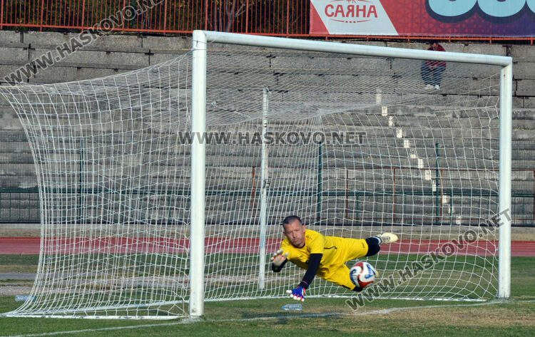 „Спартак“ срази „Саяна“ в Хасково