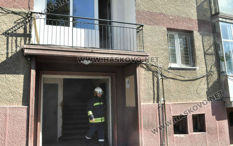 Пламна апартамент в центъра на Хасково