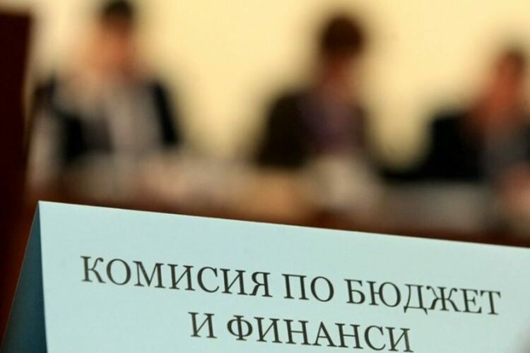 Облекчение или лобизъм? Близо 4000 фирми вече са извън финансов контрол