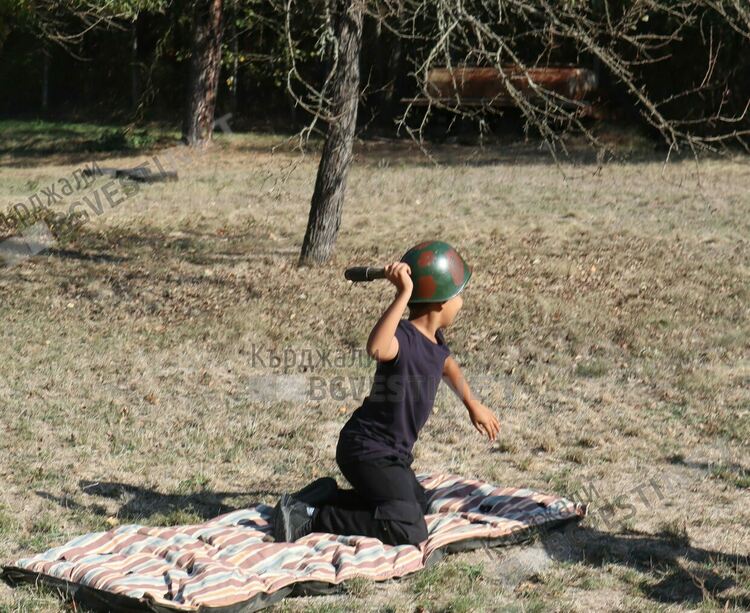 Децата от „П.Яворов” гостуваха на военния лагер в Широко поле