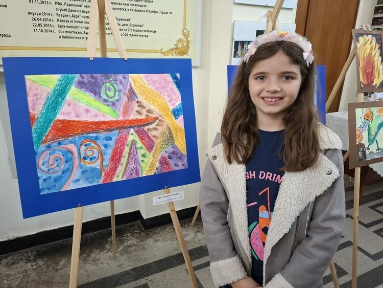 Художници отвърнаха на вандалите с изложба "Стихии"