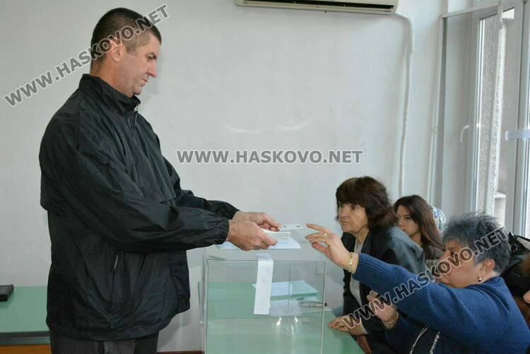 89 633 могат да гласуват за депутати в Хасково