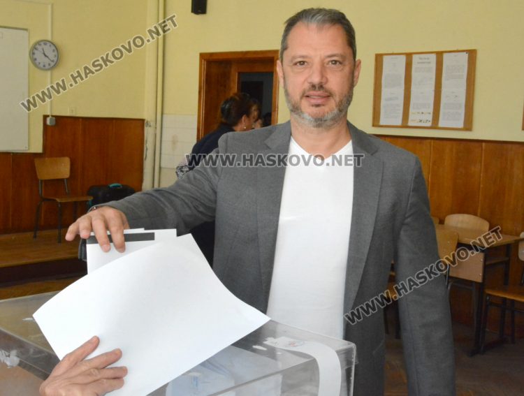 Делян Добрев: Надявам се Хасковска област да е с най-високия резултат на изборите в страната