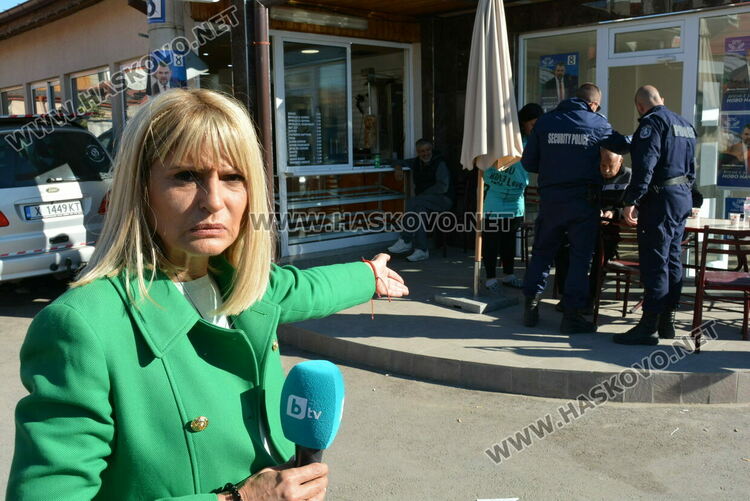 Задържаха бивш футболист, син на кметски наместник за нападението над журналисти в Хасково