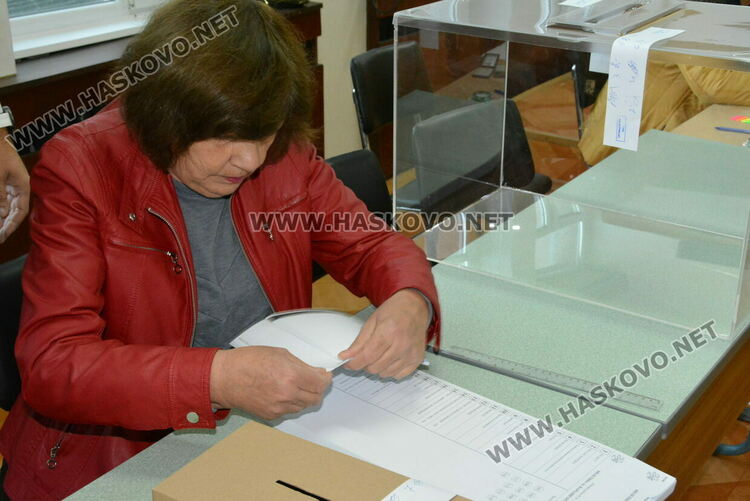 89 633 могат да гласуват за депутати в Хасково