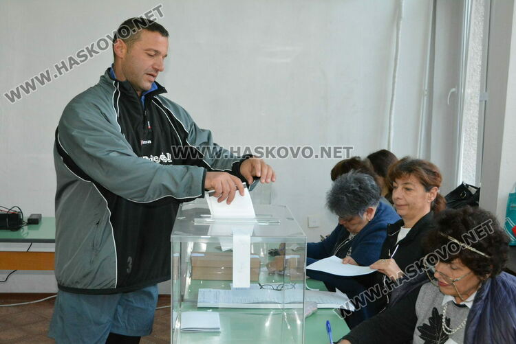 89 633 могат да гласуват за депутати в Хасково