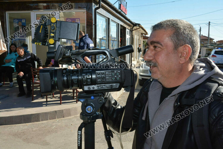 Биха и блъскаха екип на БТВ в кв. „Република“